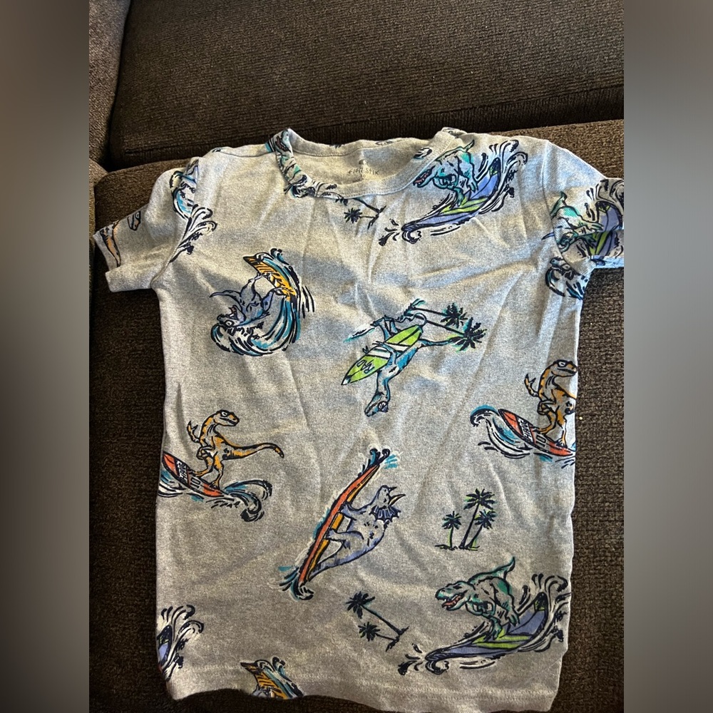 New without tag boys pj set. Size 10